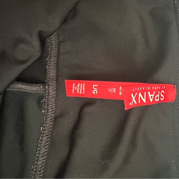 Spanx black spandex faux leather tights/leggings. - Picture 7 of 7